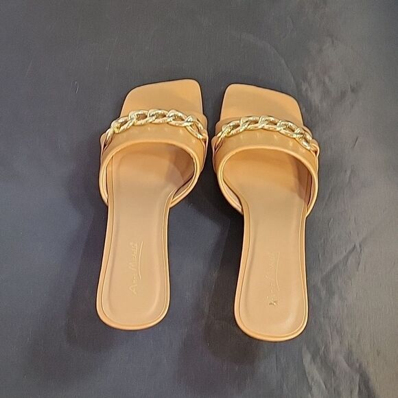 NEW ANNE MICHELLE GOLD CHAIN LINKING SQUARE TOE SANDAL - Picture 6 of 15